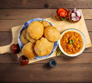 2 bedmi poori with aloo sabji