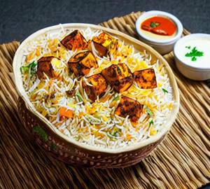 Kaju Paneer Biryani