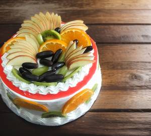 Fresh fruit cake 