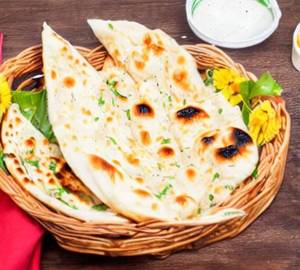 Paneer Pyaz Naan