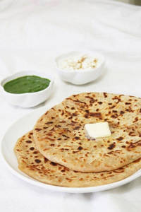 Butter Aloo Paratha