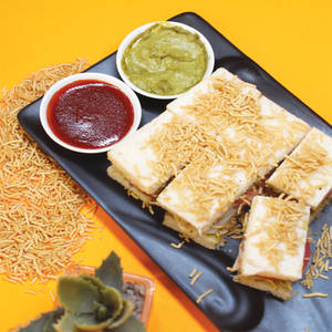 Veg Bhujia Sandwich