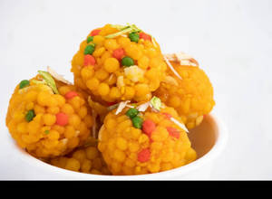 Shahi Laddu