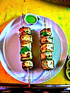 Tandoori paneer roll