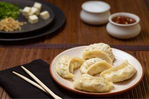 Classic Paneer Steamed Momos (6pcs)