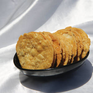 Mathri (250 Gms)