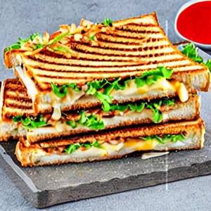 Alu Mutter Cheese Jumbo Grill Sandwich