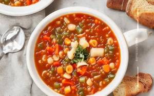 Minestrone soup