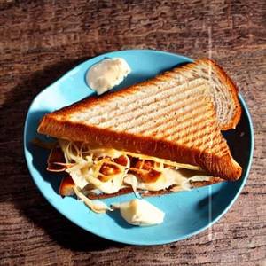 Chicken Sausage Plate Sandwich