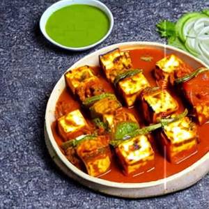 Paneer Hariyali Tikka Masala