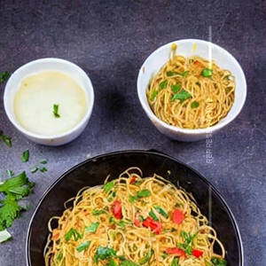 Schezwan Egg Soft Noodles
