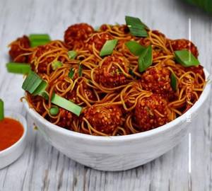 Veg Manchurian Noodles