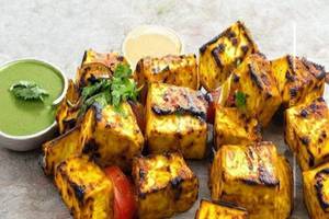 Paneer Lehsuni Tikka