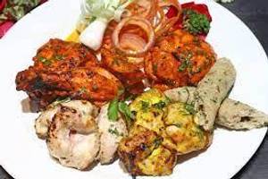 M 26 Special Chicken Mix Platter 4 Members