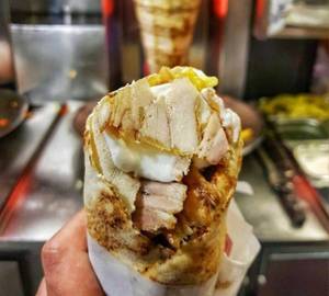Classic Chicken Shawarma Roll