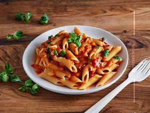 Veg mixed sauce pasta