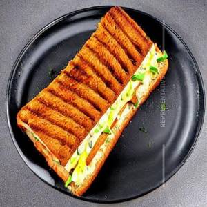 Cheese Chatni Jumbo Grill Sandwich