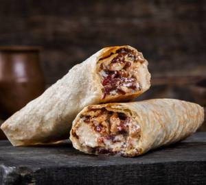 Chilli Garlic Chicken Shawarma Roll