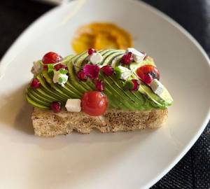 Smoked Avo Feta Toast