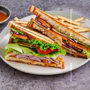 Classic Club Grill Sandwich