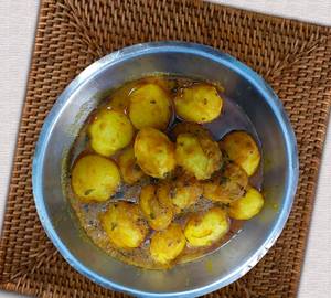 Dum aloo  [8  pc]