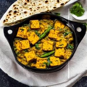 Matar Paneer