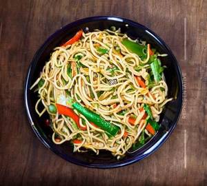 Veg Garlic Noodles