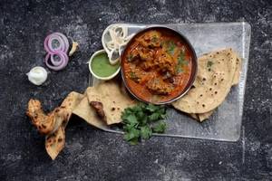 Gavran Chicken Handi (half)