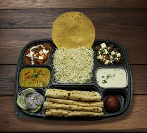 Super Deluxe Thali