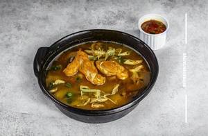 Chicken Burnt Garlic Hot Pot Rice