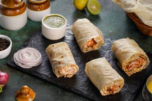 Chicken Tikka Roll [2 Pcs]