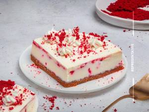 Red Velvet Cheese Cake Slice