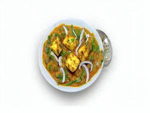 Kali Mirchi Paneer