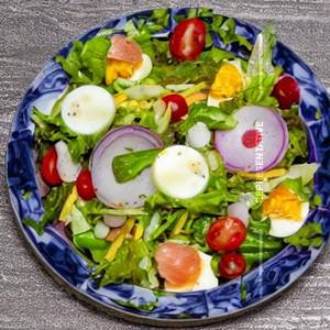 Vinaigrette Veil Salad [Egg]