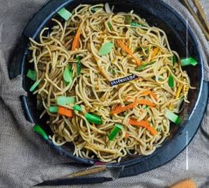 Paneer noodles