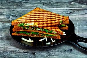 Garlic Cheese Paneer Masala Sandwich