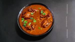 Chicken in Hot Garlic Gravy