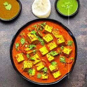 Matar Paneer