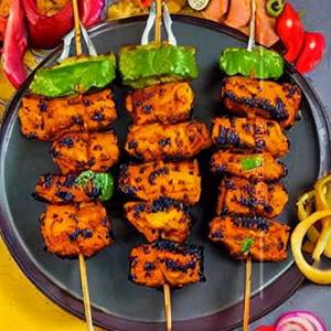 Achari Macchi Tikka