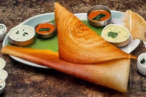 Paneer Butter Masala Dosa