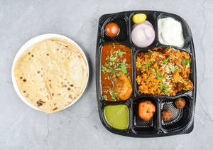 Exclusive Chicken Thali
