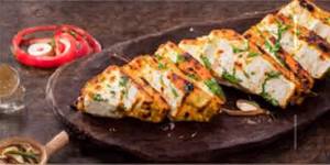Paneer Tikka Garlic Bread