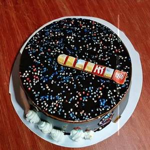Kitkat & gems  