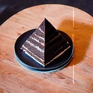 Choco Pyramid