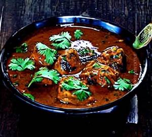 Chicken Malvani Hundi Half