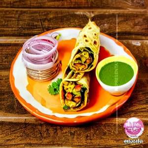 Kathi Paneer Kali Mirch Tikka Roll