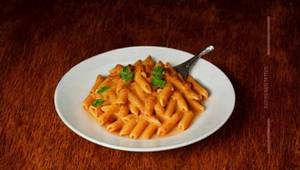 PINK SAUCE PASTA