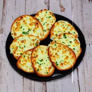 Cheese Onion Garlic Bread