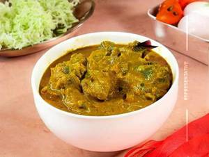 Green Chicken Masala