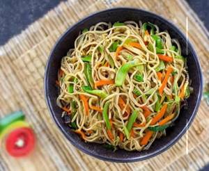 Veg Hakka Noodles